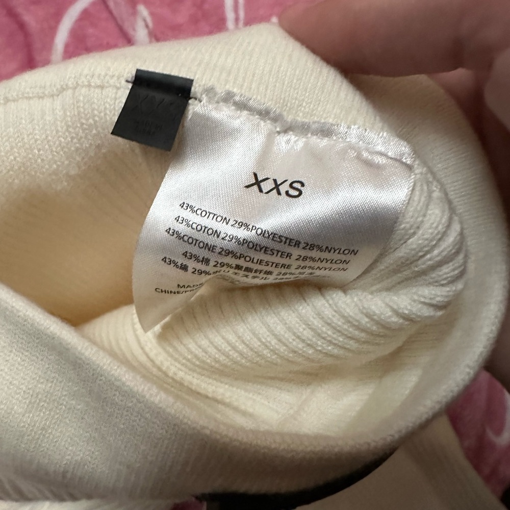 NWOT Fear of God Essentials Patch Shorts - Picture 8 of 9